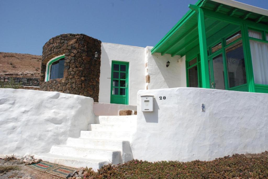 Villa El Perinque Femés Exterior photo